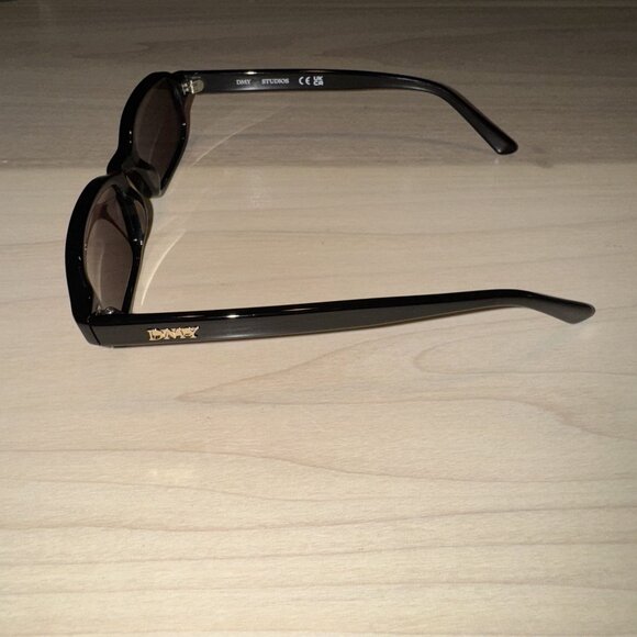 DMY Studios Margot Black Sunglasses Women's One Size OS - Picture 6 of 9